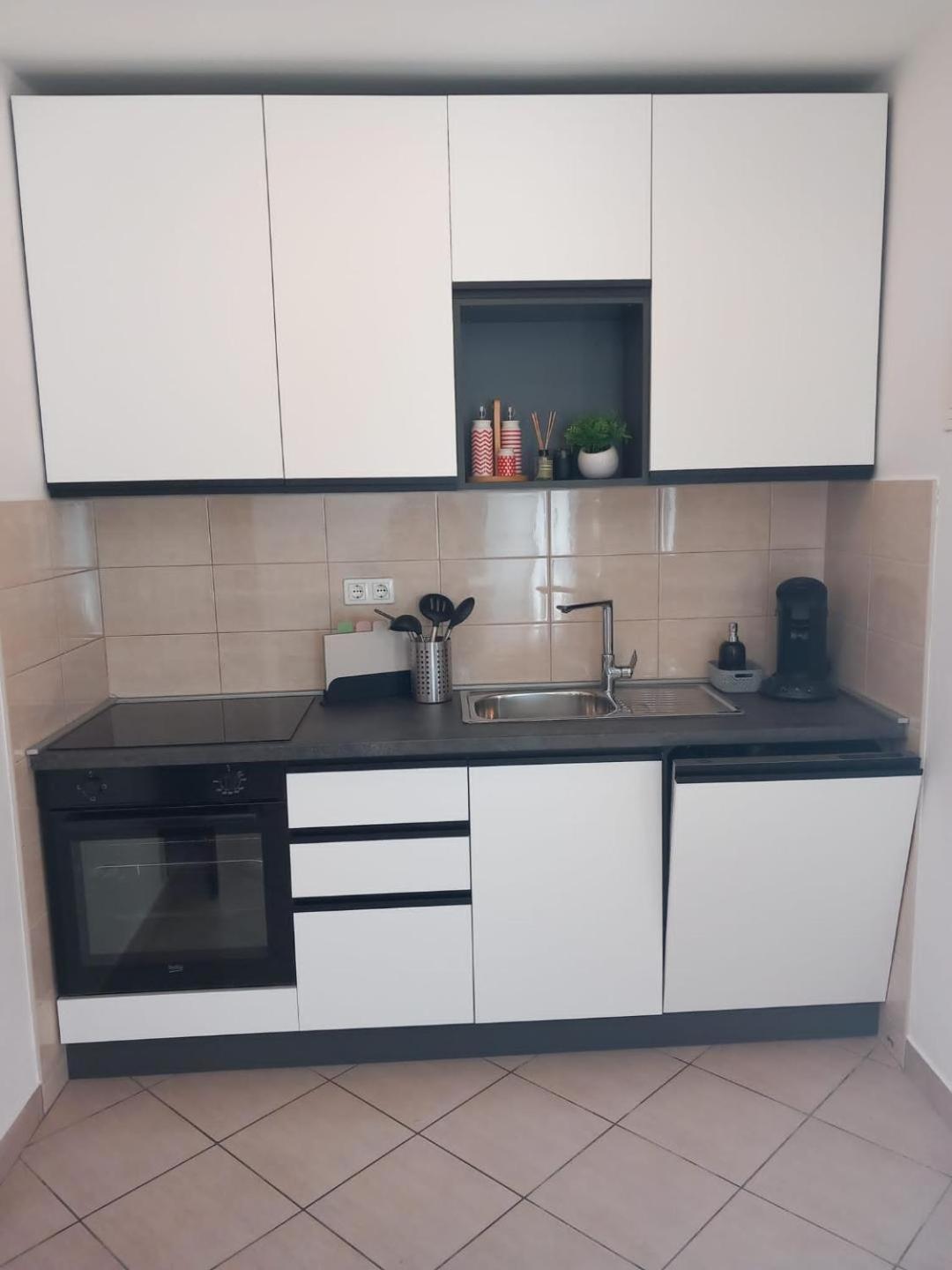Apartments Pipi Пакоштане Экстерьер фото