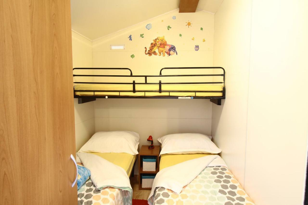 Apartments Pipi Пакоштане Экстерьер фото
